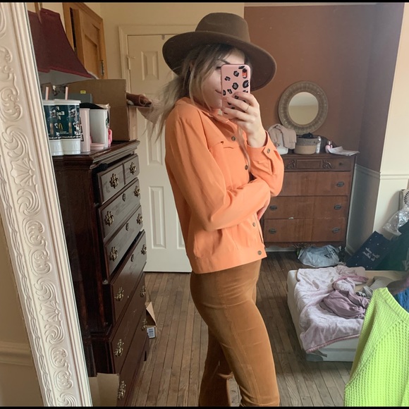 BURNS ORANGE JACKET - Picture 3 of 8